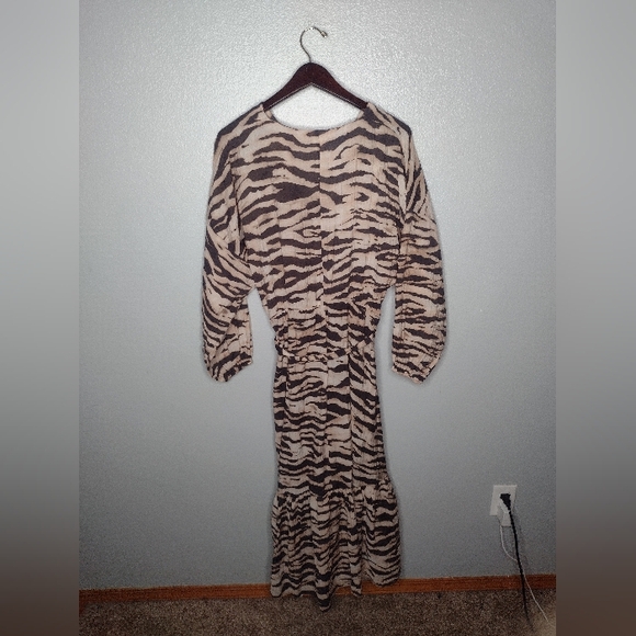 H&M Women Animal Print Midi Maxi Dress Medium Zebra Balloon Sleeve Brown V - Picture 4 of 6